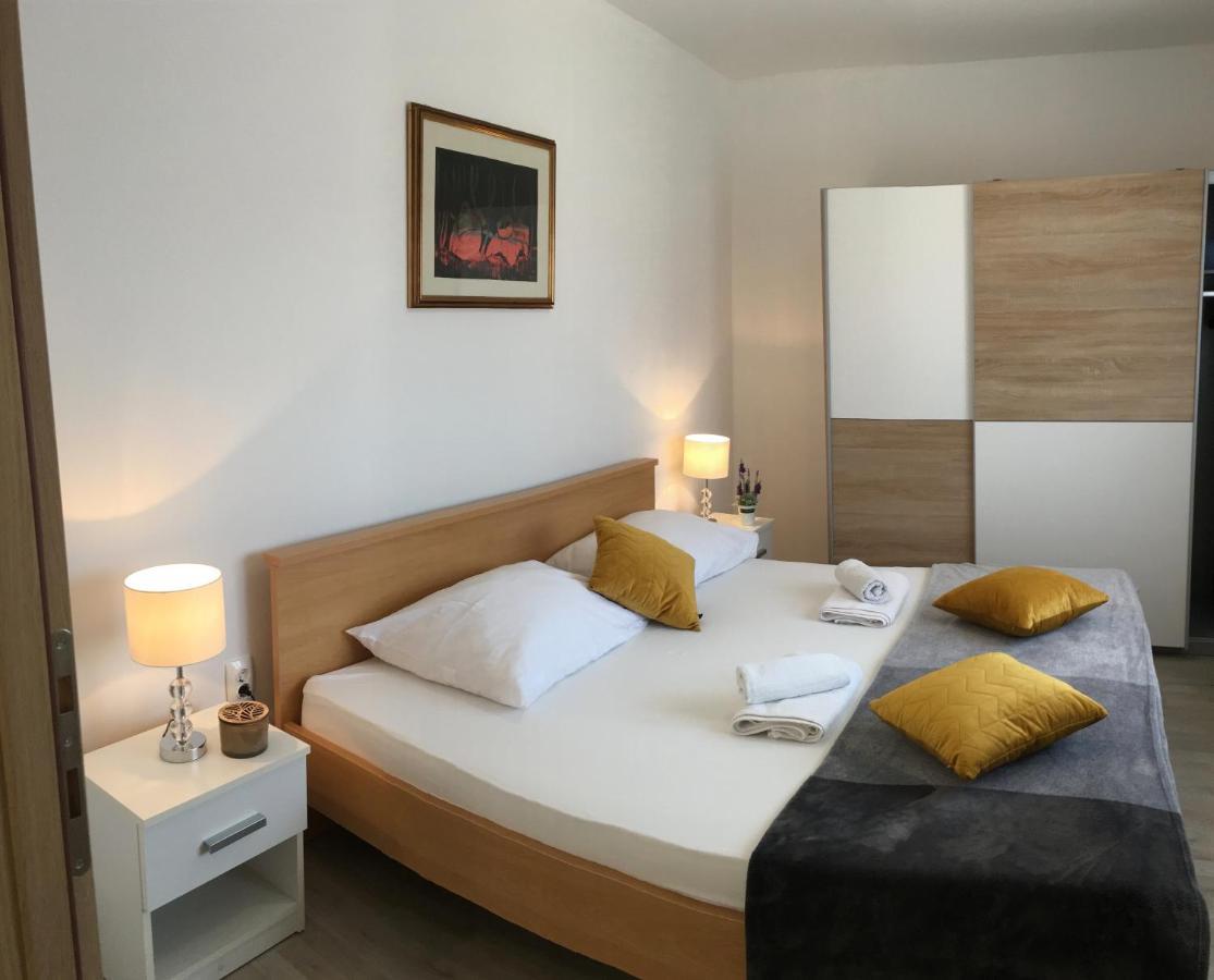Ferienwohnung Kairos Trogir Exterior foto