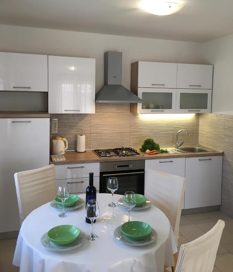Ferienwohnung Kairos Trogir Exterior foto