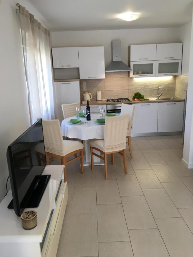 Ferienwohnung Kairos Trogir Exterior foto